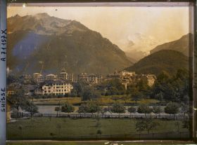 Image représentant Interlaken, l'Aar et la Jungfrau