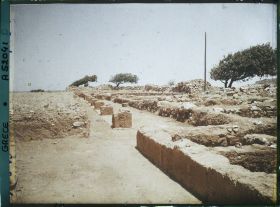 Image représentant Le portique est (à l'est de la cour centrale)