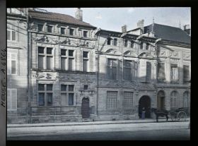 Image représentant Maison à décor de gargouilles