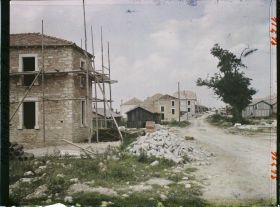 Image représentant St Baussant, Une vue du Village en reconstruction