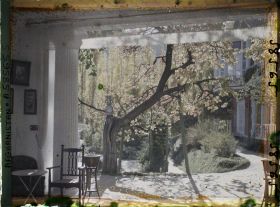 Image représentant Afghanistan, Kaboul, Jardin du Palais du Roi - Une vue prise de la rotonde travail