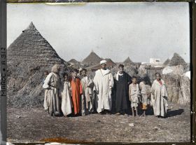 Image représentant Habitants d'un douar