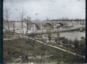 Image représentant France, Guignicourt, Nouveau Pont du Chin de Fer et passerelle s/ l'Aisne