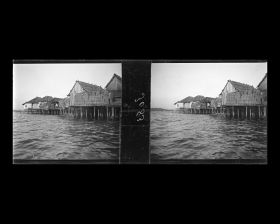 Image représentant Village sur pilotis dans la lagune
