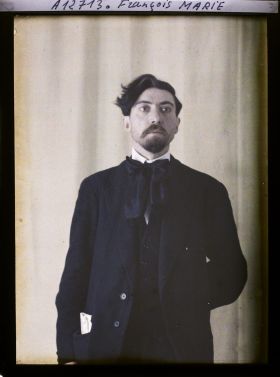 Image représentant Monsieur  https://musee-albert-kahn.s-museum.fr/home/NWQ2OTAwYzNmYjZlZTk1ZWQwODJmMjY4L2dlbmVyaWMtbm90aWNlLXRhYi9hdXRob3JpdHkvNjE3YTc5ZjVjZjhiODk2OGIzMzM3ZDIx/5d6900c3fb6ee95ed082f268/generic-notice-tab/authority/617a79ebcf8b8968b333733b François Marie