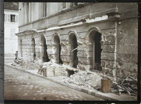 Image représentant Le théâtre bombardé le 5 Juillet