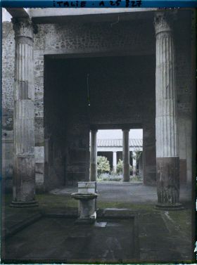 Image représentant Péristyle de la maison des noces d'argent