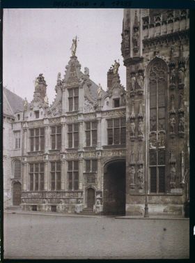 Image représentant Belgique, Bruges, Un coin de la Place du , la Justice de Paix