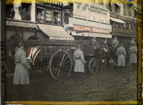 Image représentant Oise, Beauvais, Les obsèques du Dirigeable Britannique Prolonge d'artrie transportant 2 Cercueils