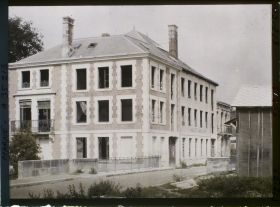 Image représentant France, Vienne le Château, Reconstruction de la manufacture de bonneterie
