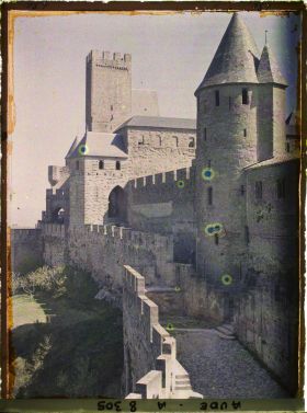 Image représentant La Porte de l'Aude et les tours Sarrazine et de la Justice