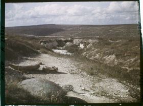 Image représentant France, Fort de Vaux, Lu Coupole détruite par le Commandant Raynal et le fort de Douaumont