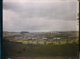 Image représentant France, St Rémy, Vue gle de St Rémy, côte de Senoux et Bois Haut