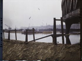 Image représentant La crue de la Seine (quai de la Rapée?)