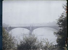 Image représentant Le Rhin et le Wettsteinbrücke depuis la terrasse (Pfalz) du Münster