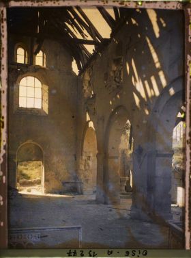 Image représentant France, Tracy-le-Val, Eglise (Intérieur)