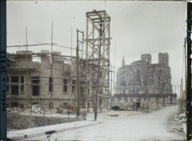Image représentant France, Reims, Reconstructions vers la Cathédrale