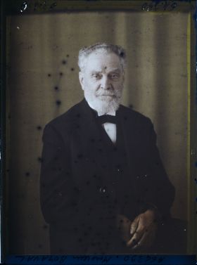 Image représentant https://musee-albert-kahn.s-museum.fr/home/NWQ2OTAwYzNmYjZlZTk1ZWQwODJmMjY4L2dlbmVyaWMtbm90aWNlLXRhYi9hdXRob3JpdHkvNjE3YTc5ZjVjZjhiODk2OGIzMzM3ZDIx/5d6900c3fb6ee95ed082f268/generic-notice-tab/authority/617a79ebcf8b8968b3336973 Monsieur Louis Boyaval