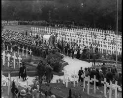 Image représentant Memorial day au cimetière américain