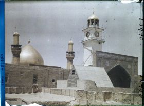 Image représentant Dôme et minarets de la mosquée funéraire d'Ali