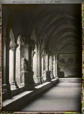 Image représentant Le cloître de Saint-Trophime