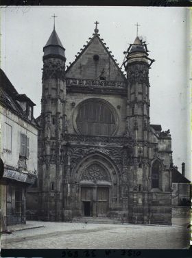 Image représentant France, Compiègne, Façade de l'Eglise St Antoine