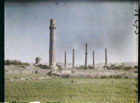 Image représentant Afghanistan, Hérat, Vue s/ les minarets de la gde mosquée