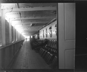 Image représentant la coursive des 1eres classes protégée des intempéries