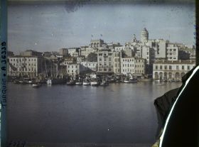 Image représentant Les quais du quartier de Galata