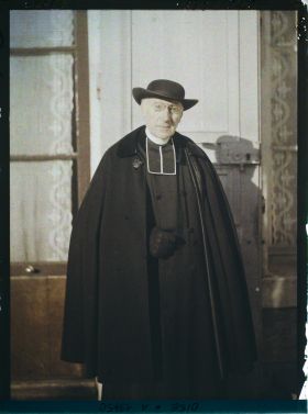 Image représentant France, Noyon, Portrait de Mr l'Arche-Prêtre de la Cathédrale