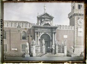 Image représentant Porte terrestre de l'Arsenal