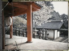 Image représentant Sanctuaire Kasuga-taisha (ou Kasuga-jinja) : la cuisine pour les offrande (Hetsui-dono) dans les dépendances du temple.
