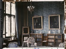 Image représentant Le petit salon et portraits à la Speaker Residence au Parlement