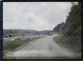 Image représentant France, Vienne le Château , Aspect de la route Sud de Vienne le Château à La Harazée