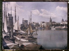 Image représentant France, La Rochelle, Le Port