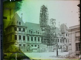 Image représentant France, Reims, Hôtel de Ville en reconstruction