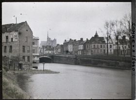 Image représentant France, Amiens, Les bords de la Somme Vue prise du quai de la Somme