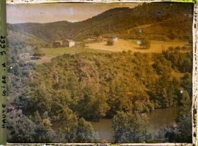 Image représentant L'Allier en amont du village