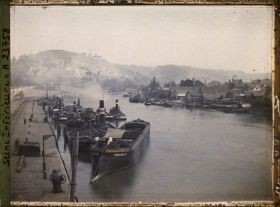 Image représentant Le port vers l'amont vu du pont Corneille