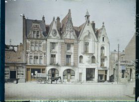 Image représentant France, Bethune, Groupe de nouvelles maisons, Grande Place