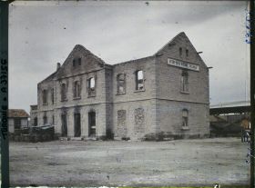 Image représentant Turquie, Afion-Kara-Hissar, Gare de Smyrne Cassata incendiée