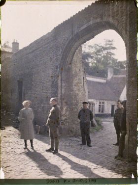 Image représentant Belgique, Furnes, Près de l'Hôtel de Ville