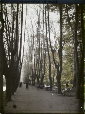 Image représentant Prusse, Düsseldorf, Allée des jardins de la Golsteinstrasse