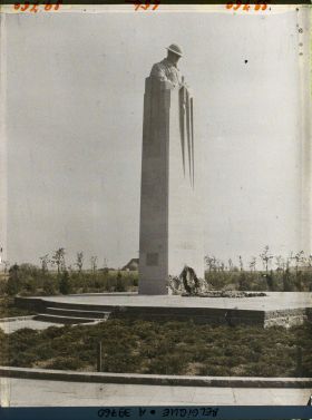 Image représentant Belgique, St Julien, Monument des Canadiens tués à l'attaque des 22, 23, 24 Avril 1915