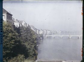 Image représentant Panorama sur le Rhin et le pont du Milieu