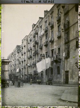 Image représentant Peut-être la via Marina