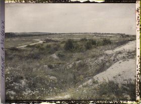 Image représentant France, Reims, Passage du Carrefour, direction des anciennes lignes