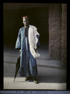 Image représentant L'Exposition Coloniale Internationale de 1931, un marchand de Guinée française