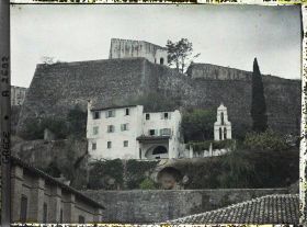 Image représentant La citadelle de Corfou, vue du pont