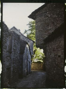 Image représentant France, Capdenac (Lot), Une vieille rue